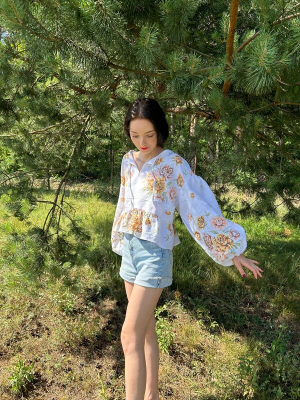 Lniana kwiatowa bluzka